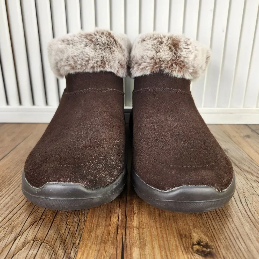 Skechers On-The-Go Joy Bundle Up Womens Size 6 Brown Suede Faux Fur Ankle Boots